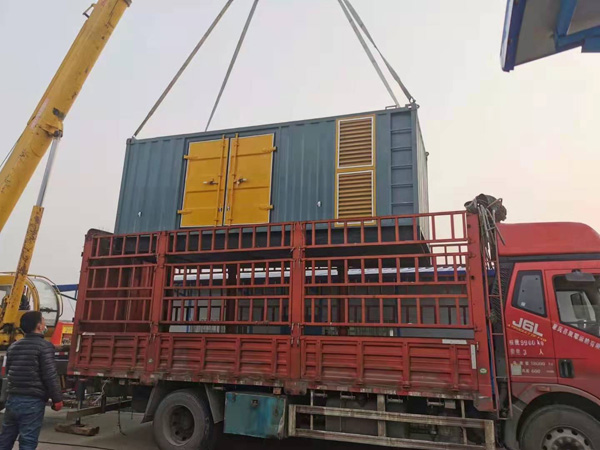 白玉如何根据测量要求选择合适的电压表量程？