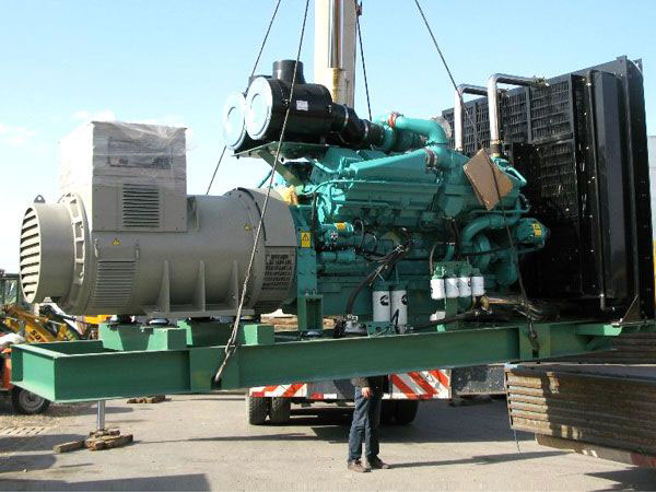 白玉冬季柴油发电机启动前，如何检查燃油标号是否适配？